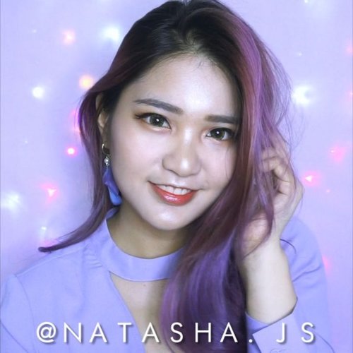 New tutorial is here~ This look is very suitable for the autumn season 🍂 Pardon the too-light face because it's my first time using my ringlight and turns out my primer reflected light too much 😅 Wasn't going to upload it but since it shows my purple hair so why not 😂
.
.
#NatashaJStutorial
.
.
.
.
.
.
.
.
.
.
.
#clozetteid #ggrep #wakeupandmakeup #onfleek #makeup #beautyguru #ggrep #likes #autumn #purplehair #purple #beautyblogger #셀스타그램 #가을메이크업 #보라 #퍼플 #뷰티블로거 #튜토리얼