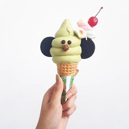 Since it's sunday already, here's a cute ice cream for you 🍦 Happy Sunday! Have a blessed one 👼..#NatashaJS #bonappétitNatashaJS #VioletBrush #clozetteid #icecreamfolks