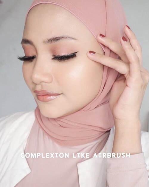 Malam munggu lagi , uda lupa kayak apa suasananya 😳, oia Tips complexion halus nempol gak bergeser like airbrush, uda 2x Coba cara ini dan berhasil serius gak geser fondi kitaaaa, cobain bund !!.Ib tiktok @knucklehead_wa.#makeuptutorial #makeuptiktok #makeuphacks #tutorialindonesia #beautybloggerindonesia #uswahmakeuptutorial #makeupnatural #clozetteid