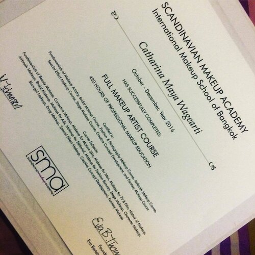 Alrite... no tears anymore today 😂

Well peeps, Finally I'm finished my Professional makeup Artist school and now I'm officially Makeup artist 😊. So let me mentions some names that I will never ever forget in my entire life ❤️ Hilde, Eva, Ann, Stephen, Gold, Pai, Wam, Thiery, Khun Jessy, Khru Pang, Pan-pan. 
Thank you so much for the last wonderful three months, you guys teach me a lot both skills and good attitude to be a makeup artist. 
I'm blessed and can't describe anymore how lucky I am to be able to learn at the best International makeup artist in Asia @scandinavianmakeupacademy 
Thank you also for the entire class of SMA fellas Oct-Dec'17, gonna miss u guys so badly.. still hard to imagine my daily life without u guys anymore, stay in touch and spread our wings ❤️💋 Thanks to my haters, if u think all ur comments will putting me down (it won't)!! I mean it, without your comment I will never ever learn to push my self to do the best that I can, and last thing I don't hate you ❤️ BIG thanks to my super husband @maxzieren I love you more than to the moon and back... u know for the last 3 years I already talking about this makeup school, sometimes I'm on fire but sometimes I said I don't want to do it 😂 but at least I never stop talking about it, so I really want it and now here I am.. your makeup artist wife 😍😂 #indonesianlivinginbangkok #starclozetter #clozetteid #scandinavianmakeupacademy #bangkok #thailand #muaindonesia #makeupartistasia #makeupartistasean #makeup #professionalmakeupartist #jakarta #indonesia