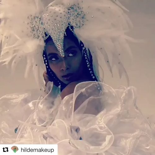Words can't describe how lucky I am to be able to learn from queen of fantasy makeup @hildemakeup a mentor that introduced me to another level of makeup, a world that I never ever in my life imagined of 🤣 but I'm deeply in love with it ❤

If you want to check her works, or get inspired and even work with her, you can check her Instagram at @hildemakeup and her design at @by_hmj, promise nothing but the best ❤💋🔥 #indonesianlivinginbangkok #clozetteid #starclozetter #makeup #makeupartist #makeupjunkie #makeuplover #crazymakeup #fantasymakeup #scandinavianmakeupacademy #indonesianblogger #indonesiabeautyblogger #indobeautygram #mua #bangkok #thailand #instamakeup #like4follow #like4like