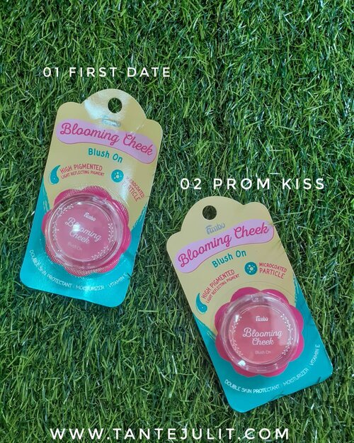 Aku bahagyaaaa blush on ku banyaakkk 😍😍😍
Fanbo blooming cheek blush on
No 01 First Date
No 02 Prom Kiss
No 03 Pinky Promise
No 04 Happy Ending
No 05 Sweet Heary
No 06 Warm Hugs
-
Untuk packagingnya aku suka karena dia kan kaya di sealer gitu jadi pasti terjamin barunya
Desain packaging juga lucu dan mungil
Tapi memang harus di aplikasikan secara bertahap karena warnanya kalo sekali dua kali usap belum terlalu keluar
So far aku suka banget 
Makasiii @fanbocosmetics
@JakartaBeautyBlogger
#FanboCosmetics #FanboBloomingCheek
#JakartaBeautyBlogger
#JakartaBeautyBloggerFeatFanboCosmetics #cyntiayoga #tantejulit #influencer #blogger #travelblogger #lifestyleblogger #beautyblogger #hijaber #travelenthusiast #modelhijaber #clozetteid #beauty #review #blushon #makeup #cosmetics