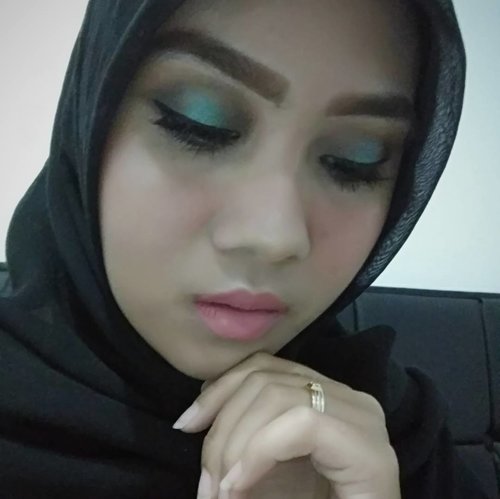 "Makeup is one of my happiness then is there any problem with your life? if not better you are silent, if yes then move away from me"

#BSDesCollab #Beautiesquad #HakAsasiManusia #humanrights #clozetteid
#kbbvmember #bloggerindo #bloggerperempuan #beautybloggerid  #bloggerjakarta  #jakartabeautyblogger #komunitasblogger
#BeautyGuru #BeautyVlogger #bvloggerid #beautynesiamember #indobeautygram #indovidgram #indobeautyvlogger #bunnyneedsmakeup #ivgbeauty  #beautytalk_indo #beautyblogger #beautybloggerjakarta #girls #makeup  #beautynesia #indonesianbeautyblogger #setterspace