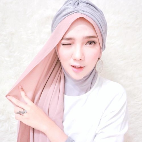 Another way to wear a turban from @abouther.id ❄️ ....#ayuindriatiXabouther #styledbyher #knowherstyle #Clozetteid