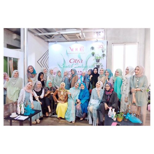 From yesterday's event with all hijab influencers 🌸✨ Thank you @majalahnoor & @cantikcitra for having us! 🙏🏻💕 #indahnyaberhijab 👼🏻 #clozetteid http://instagram.com/ayuindriati