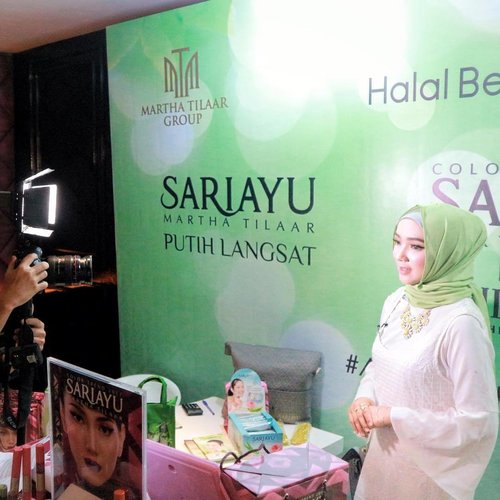 Senang sekali dipilih untuk Media Interview as a KOL di acaranya SARIAYU HALAL BEAUTY GATHERING di Jakarta kemarin 💚🍃 @Sariayu_MT @SariayuHijab @SelectedComm .....#AlaminyaHalalUntukSemua #AlamiSeutuhnya #AkuCantikIndonesia #BeWonderful #SariayuHalal #ProdukHalal #OOTDayuindriati #sariayuXayuindriati #sariayu #hijab #hijabfashion #hijabstyle #clozette #clozetteid #beauty #makeup #fashion #blogger #influencer #ayuindriati #ayinevent