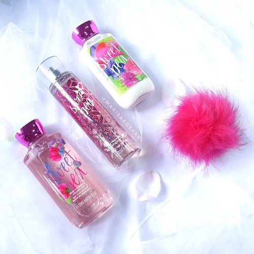 Sweet Pea is a mix between juicy raspberry & pear kissed by soft pink petals. #BathAndBodyWorks A bright & optimistic fragrance 💚💝 #SweetPea Collection:•Shower Gel•Body Lotion•Fragrance Mist