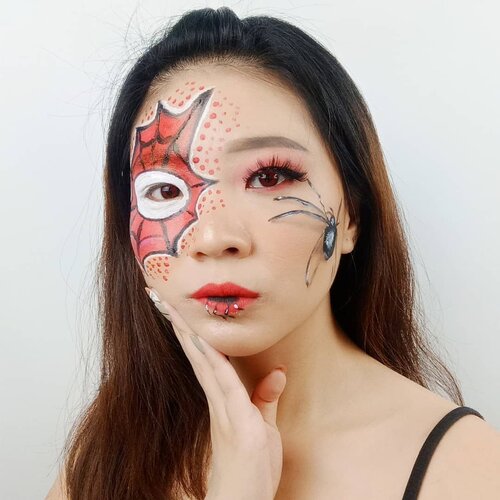 Spiderman or Spiderwoman??? 😂😂
.
.
Product details
Imagic Facepaint palette
@mehronmakeup Paradise
@tasyafarasya The Needs Palette
@artistry_indonesia Eyeshadow Palette
@romandyou Lip Driver
@chicaychico_official Eyeliener
@purbasarimakeupid Brow
.
Lashes @loreca.lashes
.
Inspired @abbyrobertsartistry @nikkietutorials .
.
.
.
.
.
.
.
.
#luellaartistry #luellamakeup #spidermanmakeup #spidermantransformation #spidermanmakeuplook #artsymakeup #makeuppemula #makeupremaja #makeupnatural #makeuptransformation #tutorialmakeup #beautyvlogger #beautybloggerindonesia #beautybloggerbandung #beautyvloggerbandung #bandungbeautyblogger #bandungbeautyvlogger #clozzetebeauty  #Clozetteid