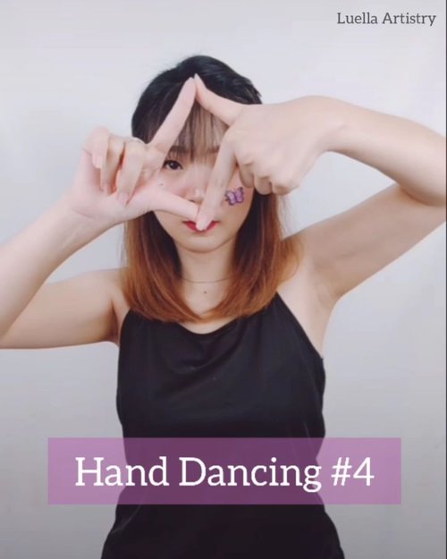 Anggep aja ini lagi nge gym area tangan 😂😂 #luellajustforfun .Btw,  Udah siap buat hari Senin belum? 😝😝...#luellaartistry #cchannelfellas #ClozetteID #handdance #handchallenge #handdancing