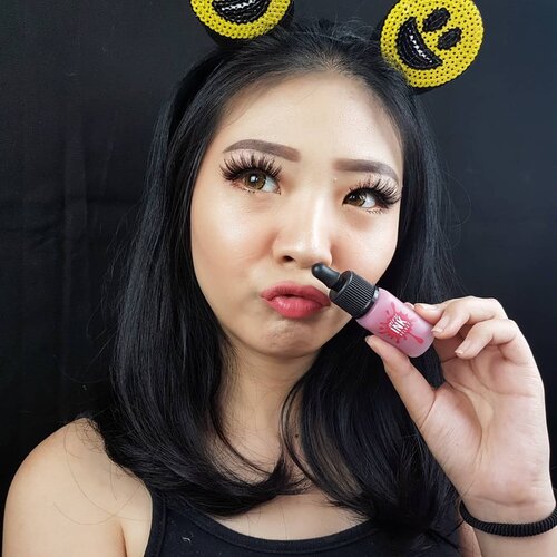 Full review @peripera_official Airy Ink Velvet udh UP di blog guys! Aku bakalan update link nya di bio ya 💕.Terus yg belum nonton mini video tutorial nya bisa cek di post sebelum ini 👌..@charis_celeb......#CHARIS #CHARISCELEB #PERIPERAAIRYINKVELVET#luellamakeup #tampilcantik #freshmakeup #indobeautygram #bvloggerid #cchannelbeautyid #beautiesquad #clozetteid #clozzetebeauty #bloggerindonesia #bloggerindo #beautilosophy  #indobeautysquad #beautygoersid  #beautybloggerindonesia #bvloggerid #ragamkecantikan  #beautybloggerbandung #setterspace #bloggerbandung #muatribeid #kbbvmember #bloggermafia #bunnyneedsmakeup #kbbvfeatured