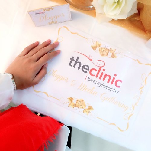 I'm here now! 🙋🏻
@theclinicid Blogger & Media Gathering 💞
.
How cute the decoration is 😆😍💞
.
#theclinicid #clozetteid #blogger #gathering