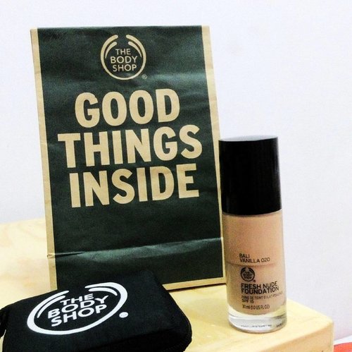 Got this product from @thebodyshopindo 🙌
Thank you.. 😘
.
anyway, I just post a story about how I got this good things on my blog.. 😄
check my link bio.. 💜😘
.
.
.
#blogger #clozetteid #clozetteidxthebodyshopindo #starclozetter #beautybloger #makeup #foundation #likeforlike #like4like