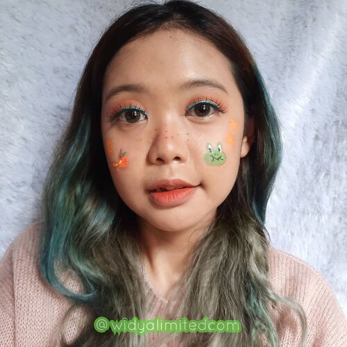 Susah banget gambar kecil2 kek gini.. gppa lah yaa namanya juga belajar 🤣

By thr way ini bikinnya minggu lalu, jd warna rambutnya yg kemarinan 🤪

This is our makeup collaboration recreate line character @megachintasih 💛

line friends - @ddyraradenty
leonard - @widyalimitedcom
pink cony - @veliaoctavianawjy
brown & sally - @angelinatheres
.
.
#makeup #makeupline #linecharacter #recreate #linefriends #makeupcollab #makeupart #widlimselfie #clozetteid #bandungbeautyvlogger #bandungbeautyblogger #indobeautysquad #beautygoersid