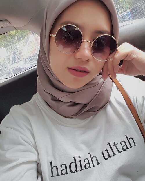 FRIYAY! BYE CRCR BARU, ENHANCEMENT, FIXING, ACTIVITY, CHECKPOINT, APAPUN ITU. BYE DULU BYE! .. "Hadiah Ultah" shirt from : @kaosnyaa .Tuhkan. Ini tuh olshop fav aku kalau mau sablon atau custom custom kaos samaan sama temen temen. Di tandain yaaa! #mahan  #clozette #clozetter #clozettedaily #clozette #clozetteid #clozetteindonesia @clozetteid