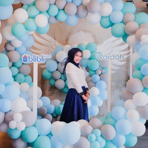 Haiii.. Alhamdulillah hari ini aku lagi di acara#BlibliFashion #BlibliBeautyNgabuburit .Sama @clozetteid , @blibli.fashion , dan @wardahbeauty .Mau tau apa aja keseruannya? Yuk cek stories aku yaaaaaaa 😉😉 #clozette #clozetter #clozetteid #clozettedaily #mahanxwardah #mahanxblibli #bliblifashion