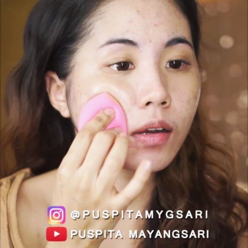 SUPER PROMO ONLY FOR 1 WEEK! CLICK THE LINK ON MY BIO. 
You can buy this yellow undertone cushion for only $30 + 1/2 shipping cost at my @charis_official shop!
https://hicharis.net/Puspitamygsari/8ar

@superfacestudio Zoom In Mesh Cushion 02 Natural

Head over to my youtube chanel for the full review and application!

@indobeautygram @indovidgram @tampilcantik
#ivgbeauty #indobeautygram #tampilcantik #beautyjunkie #beautyjunkies #instamakeupartist #makeupporn #beautyaddict #beautyenthusiast  #makeupjunkie #makeupjunkies #beautyvlogger #wakeupandmakeup #hudabeauty #featuremuas #undiscovered_muas #hypnaughtymakeup #lagirlcosmetics #lagirlindonesia #nyxcosmeticsid #nyxcosmetics #charisofficial #clozette #clozetteID