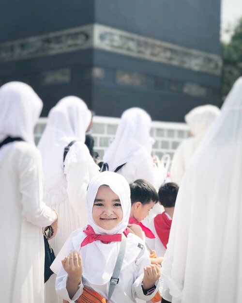 Hari ini nemenin anak kicik #manasikhaji 
#AlikaCelina .
.
#momlife #kids #hajj #ClozetteId #iphoneonly