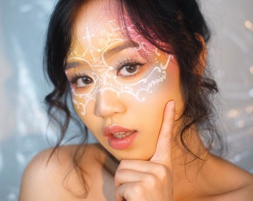 Inspired by @njiecw and @the_wigs_and_makeup_manager to make this rainbow skull lace ...#indobeautygram #ivgbeauty @indovidgram @indobeautygram #clozette #clozetteid #undiscovered_muas @tampilcantik #tampilcantik #make4glam @undiscovered_muas @featuremuas @underratedmua @muasfeaturing #charisceleb  #nyxcosmeticesid