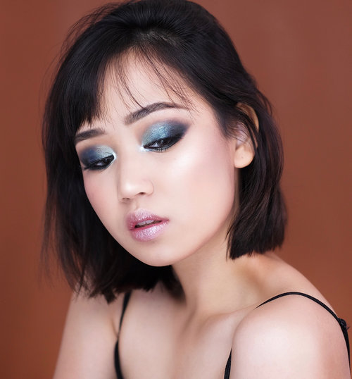 Inspired by kween @badgalriri on @voguearabia cover! She's stunning, right?? Using @nyxcosmetics_indonesia #inyourelement palette "water" on eyes. Product details will be coming up soon! 😉 ..#indobeautygram #ivgbeauty @indovidgram @indobeautygram #clozette #clozetteid #undiscovered_muas @tampilcantik #tampilcantik