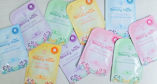 Tell me what is more pampering instantly than sheet masks? Look at these colorful pastel packaging😭😭 I'm so excited to try #BeautyMask5DaysRoutine 💖 They have 5 diferrent variants which suitable for diferrent types of skin (and skin problem as well) and now I am confused which one to try first😭😭 #CChallengexBeautyMask
.
#tribepost #bandungbeautyblogger #indobeautygram #indonesianbeautyblogger #beautybloggerindo #beautybloggerindonesia #indobeautyvlogger #indobeautyblogger #beautyblogger #indonesianfemalebloggers #bloggerceria #bloggerceriaid #clozetteID #fdbeauty