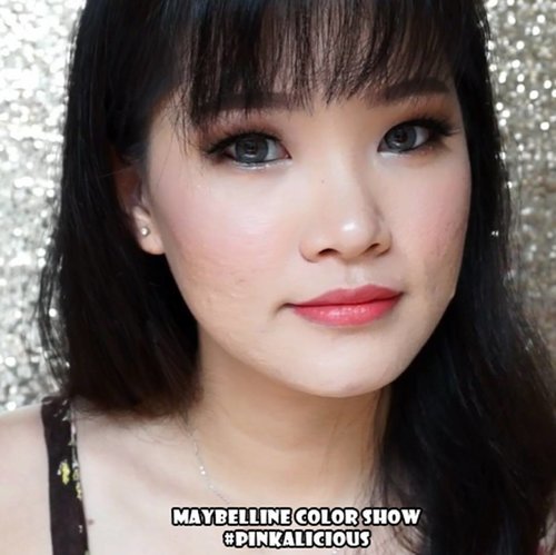 #LuciMiniReview
Maybelline Color Show Pinkalicious 💕 cocok untuk yang suka tampilan fresh dan terlihat manis 😊
.
Teksturnya sangat creamy dan mudah membaur kebibir. Wanginya juga enak 😊
.
https://youtu.be/UFseDVd7NQ4
.
#KorneliaLucianaBlog #BeautyBlogger #Blogger #BeautyBloggerIndonesia #BloggerIndonesia #ClozetteStar #ClozetteID #ClozetteDaily #Vlogger #bvloggerid #LuciMakeupCollection #Maybelline #JogjaBeautyBlogger