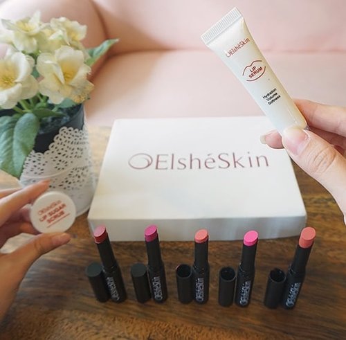 Been using these lip care products like multiple times a day 😂 Yes, I'm really into @elsheskin lip sugar scrub & lip serum for sure! I like the texture and both makes my lips moist and plump!
Andd.. here comes the lipsticks! Aren't the colors really pretty? Look at the full review on the latest post on the blog (www.amelita.co.id) 💋

#review #clozetteID #clozetter #blogger #elsheskin #skincare #lipcare