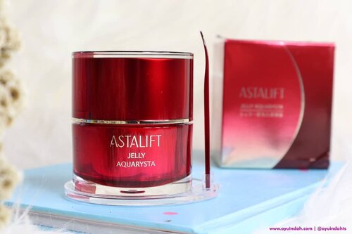 Astalift Jelly Aquarysta is skincare by Fujifilm😍 Check full review on my bloh www.ayuindah.com#AstaliftXClozetteIdReview #Astalift_Indonesia #AstaliftJellyAquarysta #AyundaReview #BeautyBloggerMakassar #BeautyVloggerMakassar #IBB #IBV #MakassarHits #ClozetteId #ClozetteIdReview