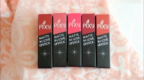 A little swatch video of @pixycosmetics
Matte in Love. 
Have you try them? 
What's your favorite color? 
Watch the full review and swatch video on my youtube channel. https://youtu.be/I50-L0HdLa0

Aku jg nulis di blog kok. Tenang saja. Lengkap sis. 👌👌👌
#pixymatteinlove #pixymattelipstick #lipstickmatte #review #makeupreview #snowcream #makeupjunkie #🌹 #makeover #ClozetteID #beautyblogger #beauty  #indonesian #bblogger  #instamakeup  #instabeauty  #beautybloggerid #setterspace #beautybloggersurabaya #surabayabeautyblogger
#indonesian
