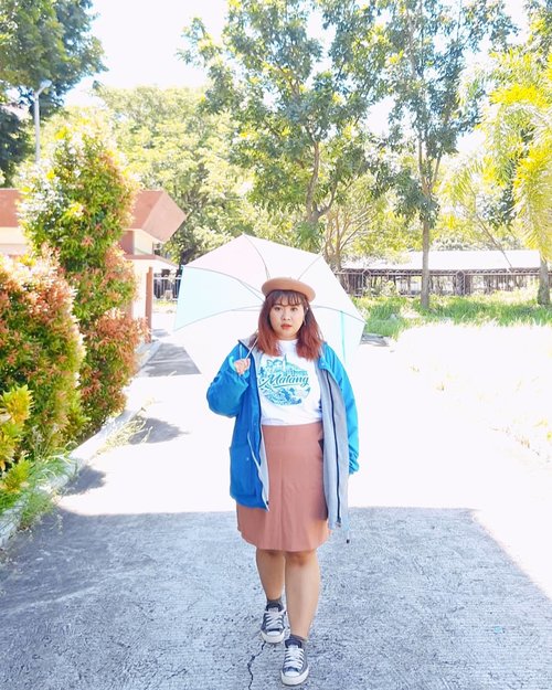 Why are u wearing umbrella if it's that sunny??? To protect myself from your bullshit I guess. 🤷‍♀ Fun fact: in Japan they wear opaque color umbrella on sunny days and clear one on rainy days. So, technically, I'm not that wrong.

That not friendzoned photographer behind my pic is @dimsam95 
#Clozetteid #clozetteootd  #ootdbigsizeindo #fashion #cute #ootdplussize #ootdcurvy #ootdplussizeindo #curvy #clozetteid #blogger #bblogger #beautyblogger #surabayabeautyblogger #sbybeautyblogger #curvygirl #plussize #endorsementindo
#endorsement #bodypositive #celebratemysize #ootdindonesia #ootdindo #curvystyleideasid
 #influencersurabaya #beautyhasnosize #missbbwindonesia #curvywomanindo #ootdredhacs #redhacsmixnmatch