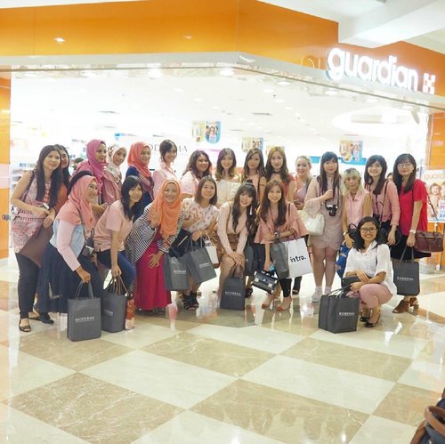 Thank you @bioderma_indonesia and congratulation for your launch in Surabaya!! You can now shop your fave Bioderma products at nearest Guardian.  #biodermainsby #biodermaxguardian
#biodermaindonesia #biodermainsby #sbbxbioderma #beautyevent #bioderma #blogger #bbloggerid #beautyblogger #sbybeautyblogger #indonesianblogger #indonesianbeautyblogger  #clozetteid  #biodermaindonesia #beauty  #makeupjunkie #makeuolover #biodermaindonesia #micellarwater #biodermamicellar