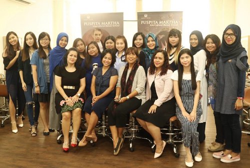 Thank you for today's lesson @puspitamarthaid 
Thank you for having us @womanblitz !!
I'm so happy to meet the best trainers, I learn a lot. 
#puspitamarthasurabaya #puspitamartha #puspitamarthainternationalbeautyschool #internationalbeautyschool #beautyschool #beautifyingglobally  #sbybeautyblogger #sbbxpuspitamartha #event #surabaya #surabayaevent #beautyevent #surabayabeautyevent #eventblogger  #surabayabeautyschool #blogger #bblogger #indonesianbeautyblogger #surabayablogger #surabayabeautyblogger
#womanblitz #womanblitzer #ClozetteID
