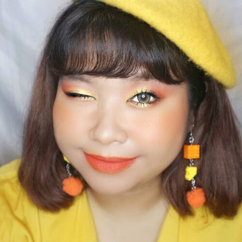 How is your day guys??? I hope everyone is doing great today!!!Anyway I'm planning to do more looks using Beauty Glazed Color Board palette. What color scheme should I go next???? #makeuplook #orangemakeup #yellow #orange #🍊 #🍋 #cute #redhacsmakeup#Clozetteid #clozetteootd  #endorsementindo#endorsement #bodypositive #celebratemysize  #influencersurabaya #beautyhasnosize#antingcustom #maskstrapmurah#maskstrap #maskstrapcustom #legoearrings #missbbwindonesia #ootdredhacs