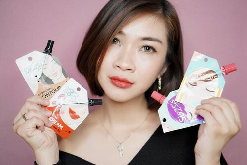 Hallo semuanya.. Sekarang zamannya serba praktis, sampe makeup aza ada versi sachetan loch guys, kira kira sebagus apa makeup yang harganya cuma 25.000 ini?

Aku cobain makeup full face menggunakan 2 brand makeup versi sachetan,mampir yach ke channel youtube aku link ada di bio:

https://youtu.be/d4O4t-8oEXA

#shantyhuang #beauty #beautyvlogger #vlogger #sis2sisthailand #makeupsachet #mokomokobeauty #Clozetteid #Clozettedaily #instagood #instadaily