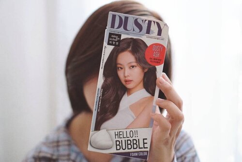 Setelah 4 tahun setia dengan 1 brand untuk warnain rambut, akhirnya cobain brand Hello Bubble dengan model Jennie Blackpink,

apakah warna rambut aku bisa sama kaya mba' Jennie?

mampir ke channel youtube aku yach. Linknya ada di bio 😘https://youtu.be/puADL6wYGtA#shantyhuang #beautyvlogger #beauty #blackpinkhaircolor #hellobubble #Clozetteid #Clozettedaily #instagood #instadaily