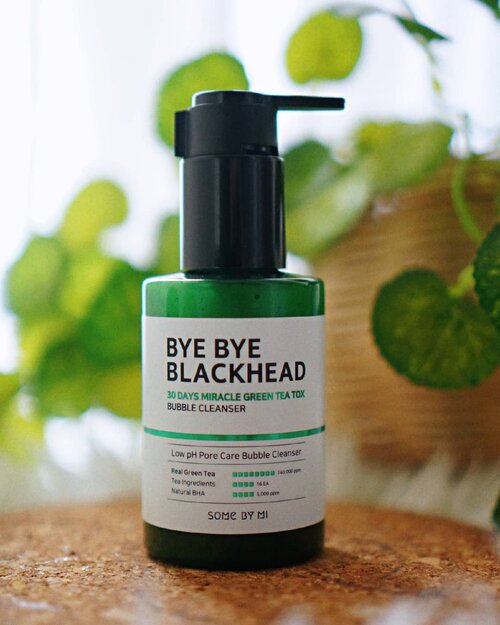 Punya masalah komedo bandel yang tak kunjung hilang?

Bye bye blackhead dari @somebymi ini katanya ampuh banget membersihkan sebum, pori-pori sampe ke komedo bandel,penasaran ga seefektif apa produk ini?

mampir ke youtube aku yach udah aku review,link ada di bio
https://youtu.be/DWKGH4wMmoo  #shantyhuang #beauty #beautyblogger #komedo #byebyeblackheads #somebymi #skincare #Clozetteid #clozettedaily