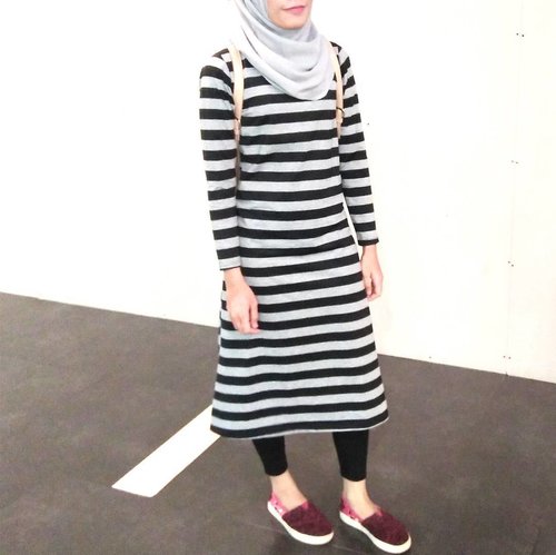 the joy of dressing is an art
.
#ootd #outfitoftheday #hijabi #hijabiandfab #hijabifashion #hijabblogger #blogger #clozetteid #clozette #eidootd #eid