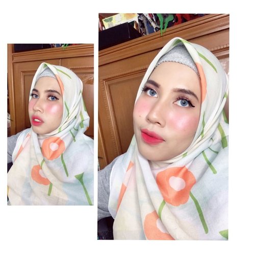 Hijab is your duty, Allah’s command and your aakhirah.Scarf : Sejiwa x Hijup#chichijab #fashion #hijabfashion #beautyblogger #clozetteid #instafashion #hijab #beautybloggerid #hijabstyle #hijablook #hijaboftheday #bblogger #hijabhigh #bloggerstyle #hijabstreet #bloggerbabes #modestcloset #hijabpop #muslimahinspirations #myhijup #hijaboftheworld #hijabilookbook #hijabeauty #beautyhijab #ihblogger
