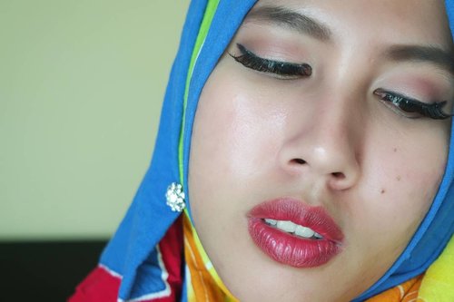 Soft brown eye makeup.....Face filter : rosy#clozetteid #beautiful #eyemakeup #beautyblogger #beautybloggerindonesia #makeupjunkie #makeupgeek #makeuplook #makeup #morphebabe