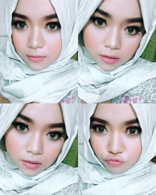 sisa kemaren 😂 pardon my facee
.
.
.
.
.
.
.
#latepost #selfie #hehehe #hijab #instahijab #clozetteid #hotd #pastel #smile #instadaily #makeup #power #powerofmakeup #tosca #satinvelvet #hijaberindo #hijabindo #hijabbi #hijaber #smile #flawless #hahaha #makeupaddict #clozetteindonesia #makeupbyme #makeup