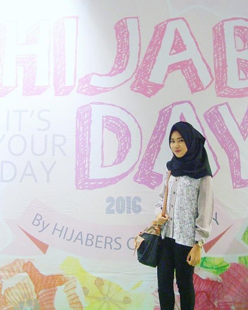 "Two things to remember in life: take care of your thoughts when you are alone, and take care of your words when you are with people." -Lorde#quotes #qotd #throwback #HijabDay2016 #hijaberscommunity #ootd #hootd #hijaboutfit #clozetteid #clozettedaily