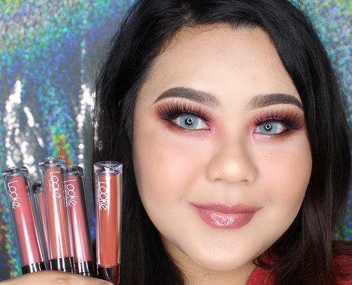 I’m just wearing lip polish Luna from @lookecosmetics. If you’re into glossy lips like me, you should try it. Also check out previous post. I’m doing giveaway with @lookecosmetics. Good luck yo!#celebratingthenewyou #clozetteid #ivgbeauty #lipstiklokal #lipstick #lotd #lipstickjunkie #giveaway #giveawayindo #giveawayindonesia