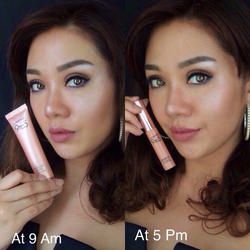 These Weightless Mousse Foundation and Weightless Matte Mousse Lip & Cheek Color by @lakmemakeup definitely feels so light on my skin. But the most impressive thing is after going for a work with a two meetings in two different places which means I went back and forth indoor and outdoor also with a heavy lunch and a coffee break my foundation and lipstick are still on point.The Weightless Mousse Foundation comes in 4 shades:01. Rose Ivory 02. Beige Vanilla03. Beige Caramel 04. Rose HoneyI mix Rose Ivory and Beige Caramel for this look.While The Weightless Matte Mousse Lip & Cheek Color also comes in 4 shades :Coffee Lite, Plump Feather, Fuchsia Suede ( I use it on my cheek), and Blush Velvet ( on my lips).You can get these at shoope.co.id from LAKME Indonesia official shop "lakmeindo"#lakme9to5#alldaynotouchup#lakmeweightless