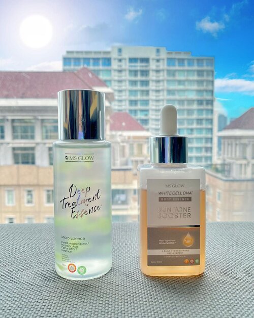 💕 𝑴𝒔 𝑮𝒍𝒐𝒘 Product Review 💕

✨ White Cell DNA Body Essence
Buat kalian yang ngerasa warna kulit kalian lagi nggak rata, kalian wajib banget cobain skin tone booster dari MS Glow ini karena beneran ampuh banget untuk meratakan warna kulit kalian😍
Cara pakainya juga gampang banget kalian cukup tetesin kurang lebih 3 tetes White Cell DNA-nya dan bisa dicampurin ke body lotion apa aja yang biasa kalian pakai dan tinggal di apply deh ke seluruh tubuh kalian. Pemakaian skin tone booster ini juga bisa reapply loh setiap beberapa jam sekali untuk hasil yang lebih maksimal👍

✨ Deep Treatment Essence
Essence yang cocok banget buat kalian yang lagi breakout atau ada beberapa kemerahan di wajah, karena kandungan di dalamnya ada 80% Centella Asiatica Extract, Hyaluronic Acid, Ceramide, dan Cactus Extract yang emang bener-bener bagus banget untuk menghidrasi kulit, meregenerasi dan memperkuat skin barrier, meredakan kemerahan dan juga sebagai antioksidan dan anti-inflamasi👍