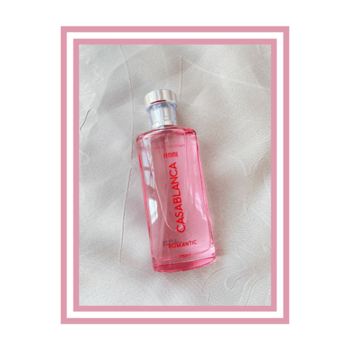 Buat kalian yang suka nggak pede sama bau badan yang agak mengganggu, kalian wajib banget sih cobain Casablanca femme body mist terutama yang varian romantic kesukaan aku! Karena aromanya yang wangi banget, soft, feminim dan powdery bikin siapapun yang ada di dekat kalian pasti nyaman 💕Nah kali ini aku beli Casablanca femme body mist di Alfamart terdekat, karena kebetulan sekarang di Alfamart dan Alfamidi lagi ada diskon loh untuk produk Kasablanka. Yuk buruan diborong sebelum harganya balik normal! Cuma Rp 21.000 aja lho guys bisa dapetin parfum dengan packaging mewah dan juga wangi yang tahan lama 💕