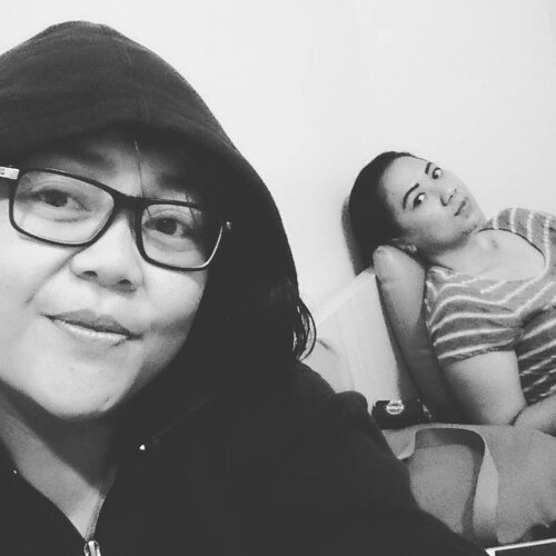 Ala suster ngesot 🙊🙈🙉
.
.
.
.
#selfus #hospital #ritystory #travelerblogger #womanlifestyle #womantraveler #littlebro #tepar #followforlike #travelerlife #mytravelgram  #photooftheday #picsoftheday #travelgram #clozetteid #sonyxperia