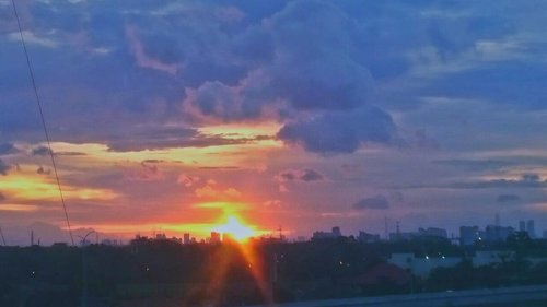 Jakarta City
.
.
.
#sunset #jakarta #city #jakartacity #view #evening #night #view #jakartacity #beautifulplace #igersjakarta #instanusantara #photooftheday #picsoftheday #womanblogger #travelerlife #clozetteid #like4like #followforlike #igersindonesia #igersworldwide #mytravelgram #travelerblogger #sonyexperia