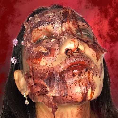 Just a fake blood guys :)

Makeup products ; @immeme_indonesia 

#makeup #collabmakeup #makeupcollab #halloween #halloweenmakeup #31dayschallenge #31dayschallengemakeup #scarymakeup #crazymakeup #makeupchallenge #makeuphalloween #blood #bloodmakeup #sfxmakeup #sfx #horror #art #artmakeup #creepy #creepymakeup #clozetteid #lamidaxgobanhalloweenparty
