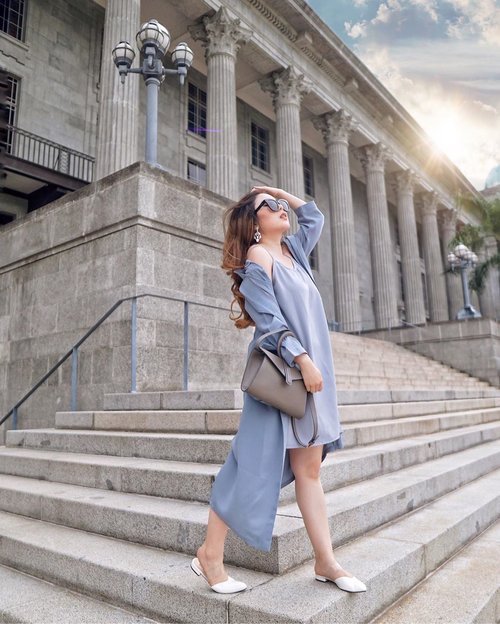 Stop acting so small. You are the universe in ecstatic motion. Set your life on fire. Seek those who fan your flames. —Rumi
—
Baby Blue Outer from @label8store 
Grey Envelope Bag from @kimxlim.id 
White Flats from @emvi_id —
#ThePetiteMissyTravels
#PriStyleDiaries
📸 @steviiewong
.
.
.
.
.
.
.
.
#whatiwore #chic #sg #singapore #sgblogger #traveling #travel #travelblogger #travelingram #travelinspiration #fashionistas #ootdinspiration #lotd #fashionblog #bloggerstyle #fashion #instastyle #blogger #styleblogger #fashionblogger #influencer #ootd #fashioninfluencer #style #outfit #summer #clozetteid