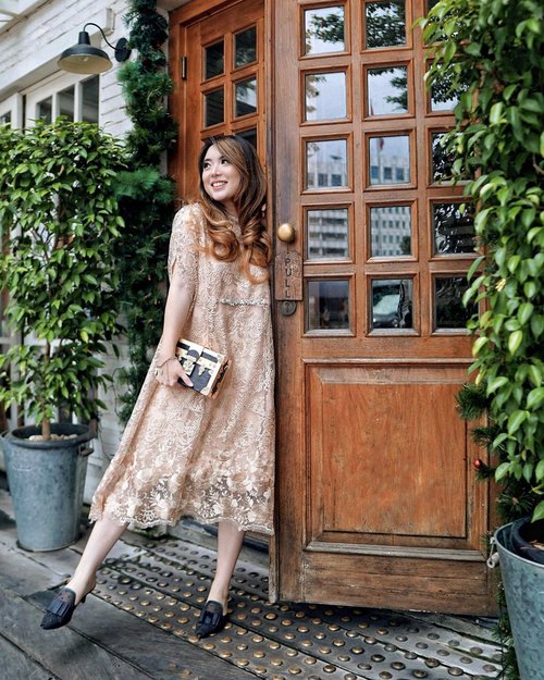 Feeling sophisticated for sure in this gold brocade dress ✨ This pretty piece is from @missnomi.id! I love the feeling this dress gave me; luxurious 🤩
—
#PriStyleDiaries
📸 @steviiewong
.
.
.
.
.
.
.
.
#whatiwore #portrait #womensfashion #fashionistas #parisian #elegant #chic #vintage #luxury #feminine  #parisienne #parisianstyle  #fashionistas #ootdinspiration #lotd #fashionblog #bloggerstyle #fashion #instastyle #blogger #styleblogger #fashionblogger #influencer #ootd #fashioninfluencer #style #outfit #highfashion #clozetteid