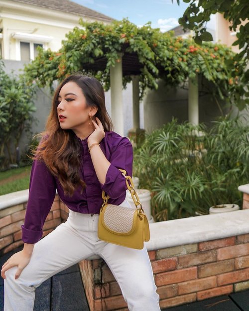 Everything in your life starts with your mindset first and your actions second. Your actions follow your thoughts your beliefs and ideas. To make a shift, to free your energy: start with getting your mind right, and then, take action.
—
Purple Top from @earthmajor 
Yellow Bag from @sny.thelabel 
#PriStyleDiaries
.
.
.
.
.
.
.
.
#whatiwore #chic #parisienne #feminine #parisian #parisianstyle #elegant #lady #fashionistas #ootdinspiration #lotd #fashionblog #bloggerstyle #fashion #instastyle #blogger #styleblogger #fashionblogger #influencer #ootd #fashioninfluencer #style #outfit #lifestyleblogger #clozetteid #portrait #womensfashion #styleinspo